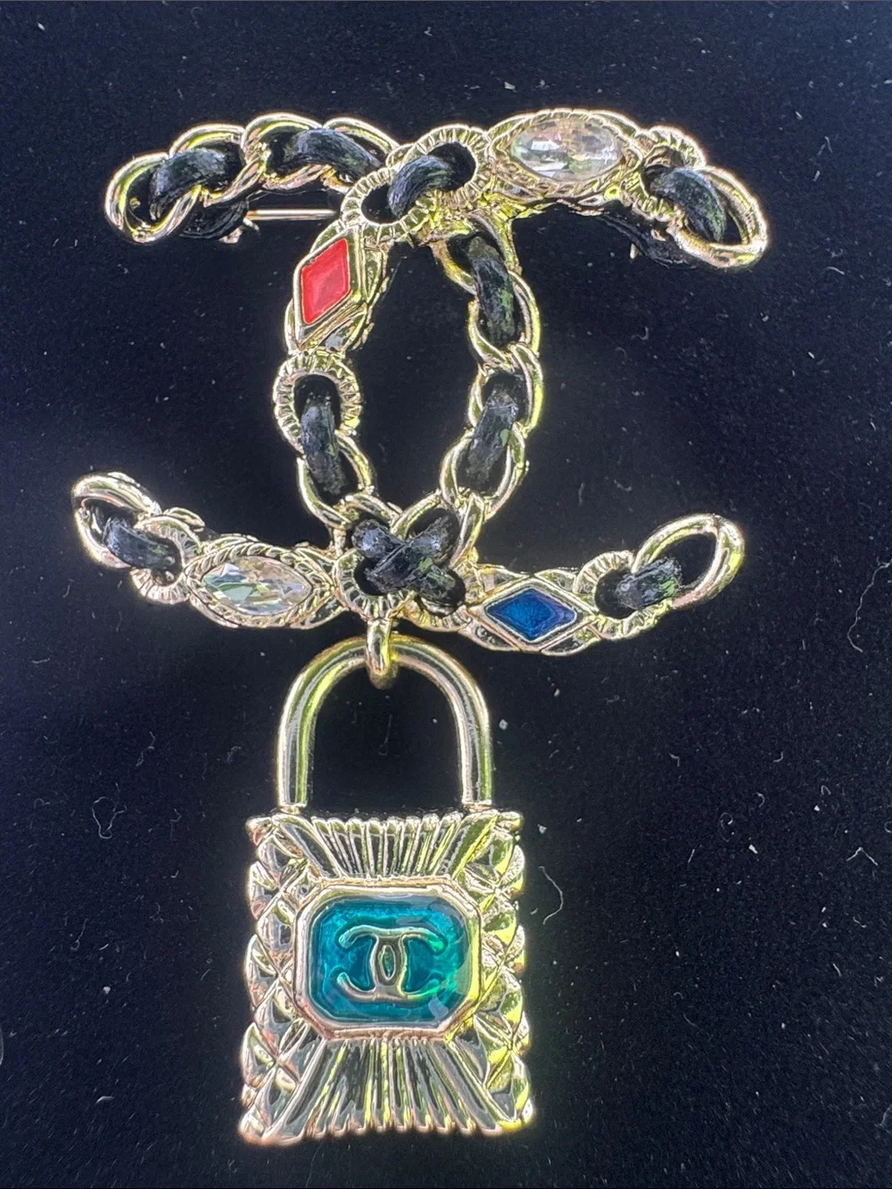 N/A gold tone